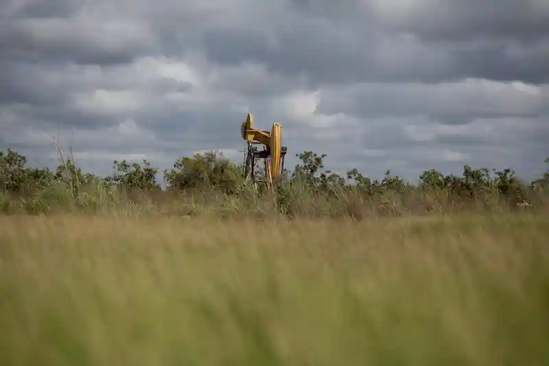 G7 liberará hasta 100 millones de barriles de petróleo copia