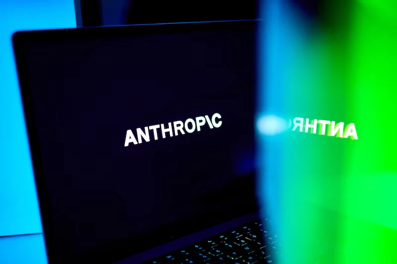 anthropic_presenta_su_solicitud_de_salida_a_bolsa_y_busca_superar_o_igualar_record_de_spacex anthropic_presenta_su_solicitud_de_salida_a_bolsa_y_busca_superar_o_igualar_record_de_spacex