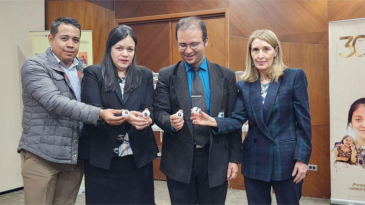 Sorteo de la Gran Rifa Pro Alfabetización Premio: Honda CRV AWD EX 2023