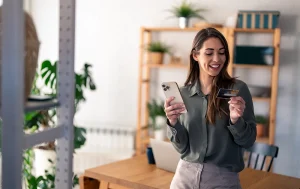 Transfiere a otros usuarios con cuentas Banpaís